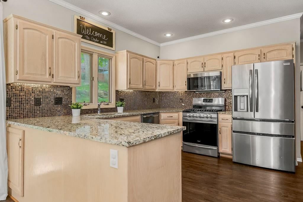 3027 NW 57th Terrace — photo 9