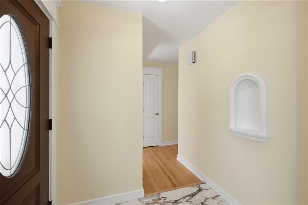 12107 Newbury Lane — photo 13