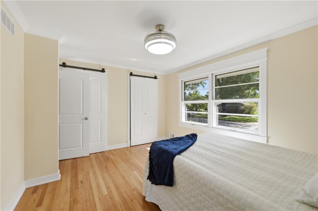 12107 Newbury Lane — photo 15
