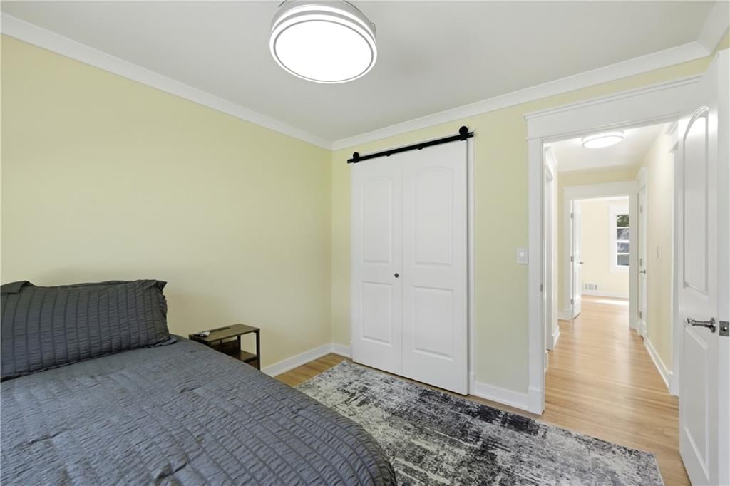 12107 Newbury Lane — photo 19