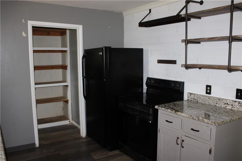 414 N Logan Street — photo 4