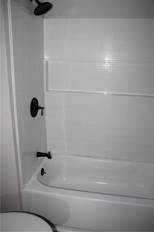 414 N Logan Street — photo 8