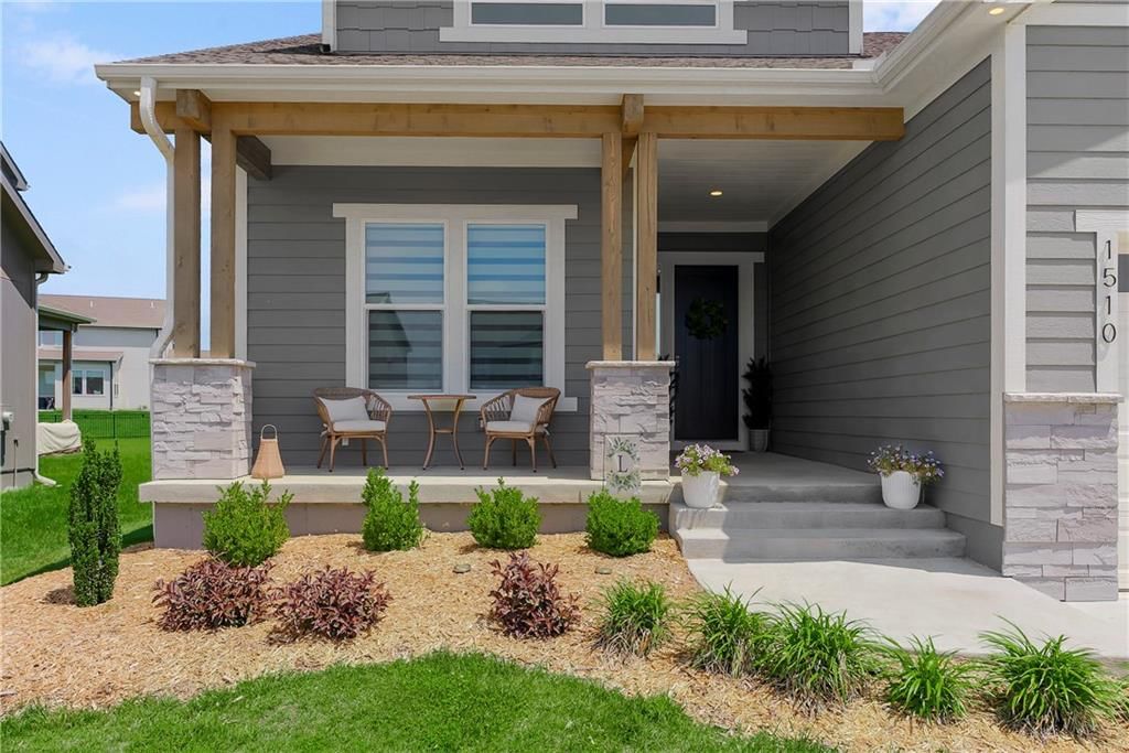 1510 Arbor Park Drive — photo 2