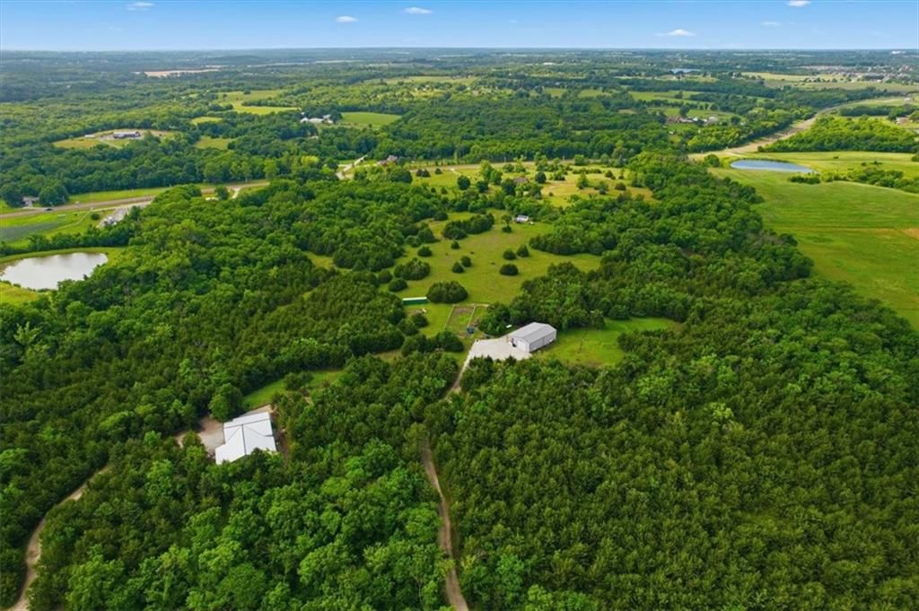 20505 Tonganoxie Road — photo 10