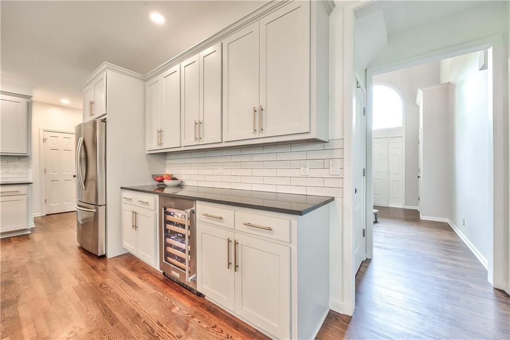 15409 Reeds Street — photo 10