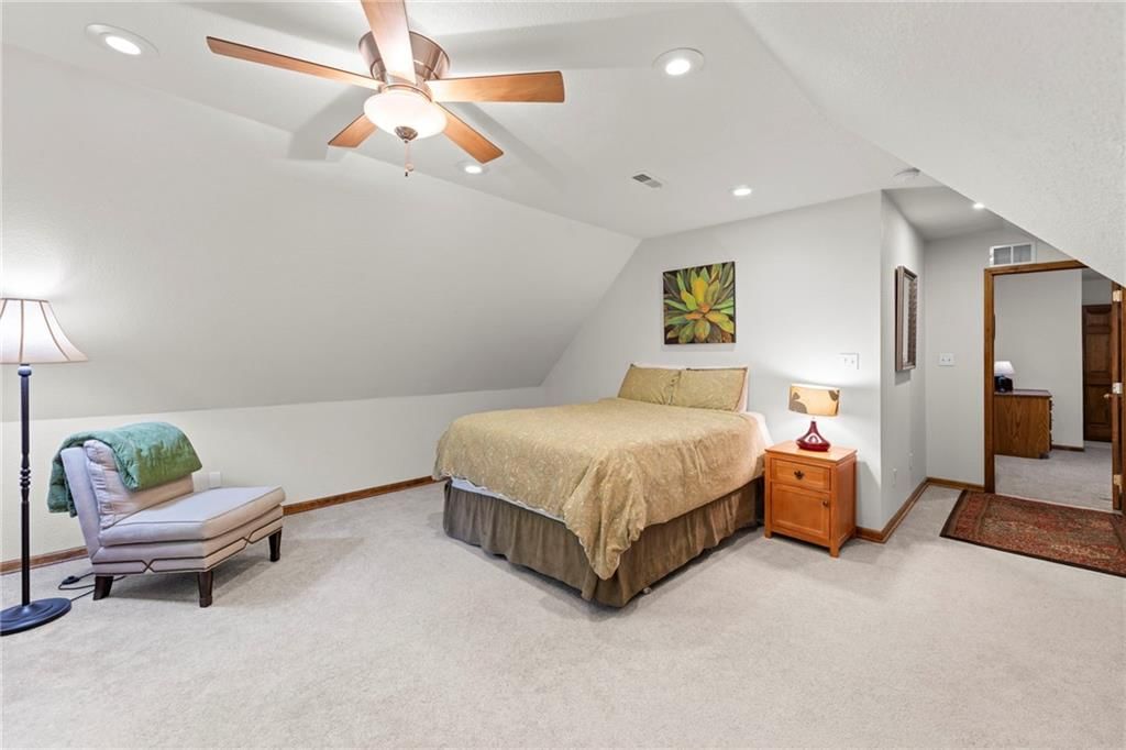 8400 Acuff Lane — photo 30