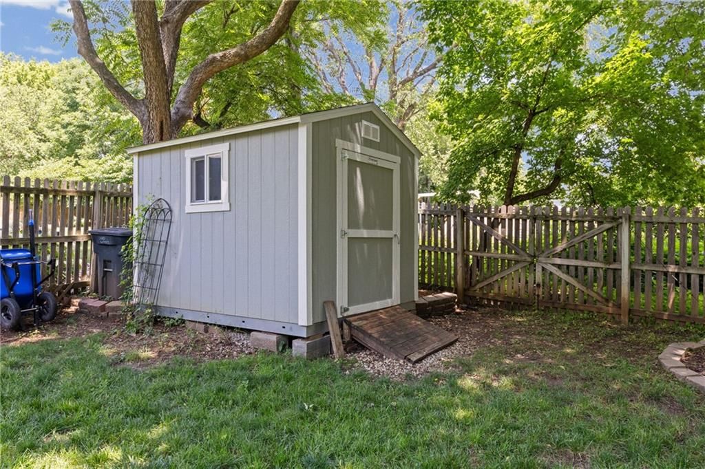 8400 Acuff Lane — photo 41