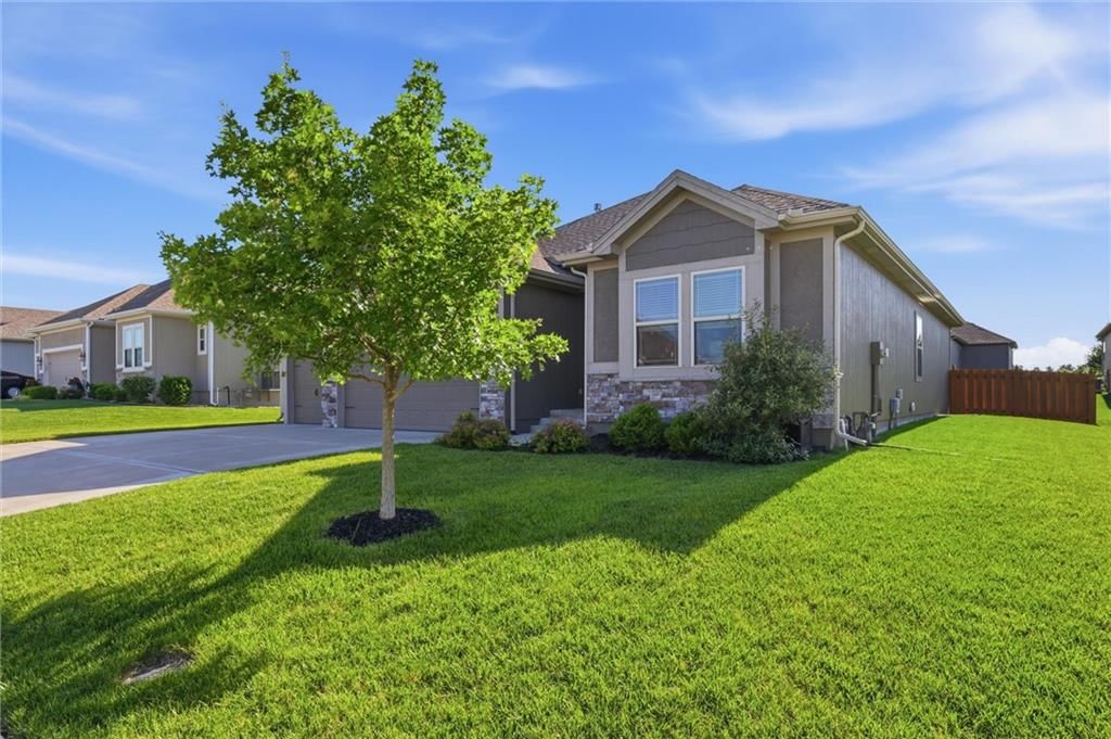 10836 N Crystal Avenue — photo 4