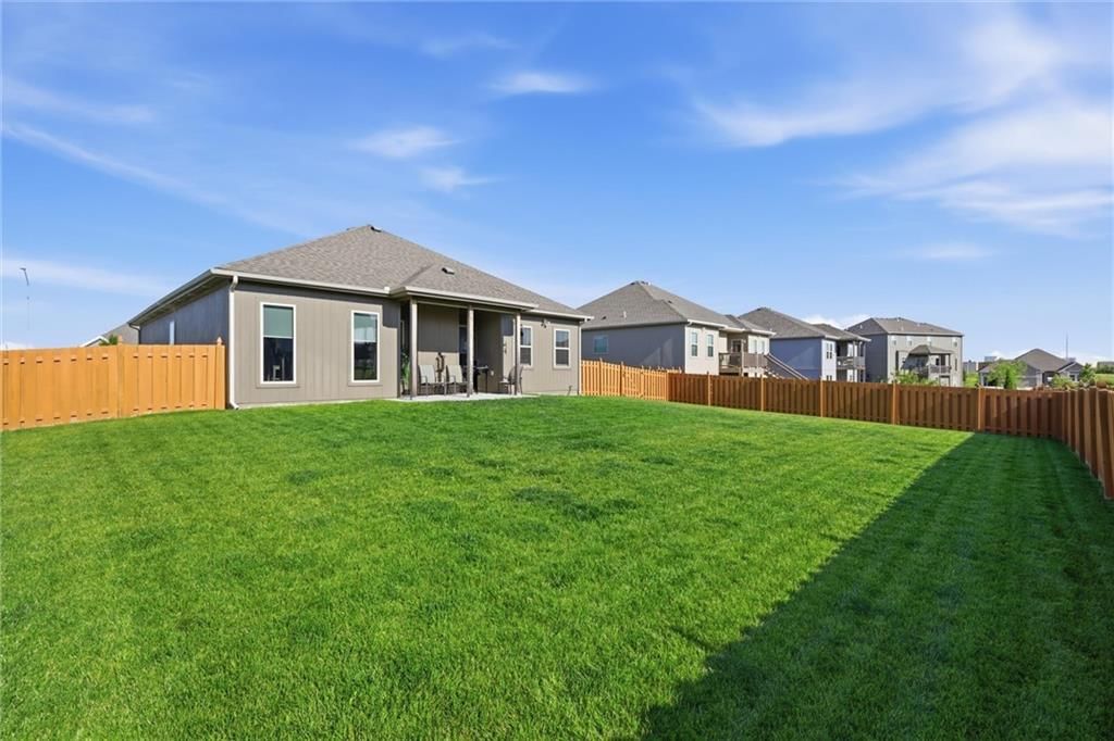 10836 N Crystal Avenue — photo 25