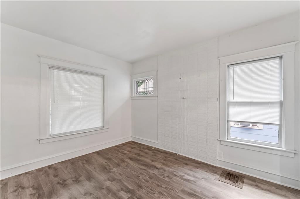 4328 Terrace Street — photo 8