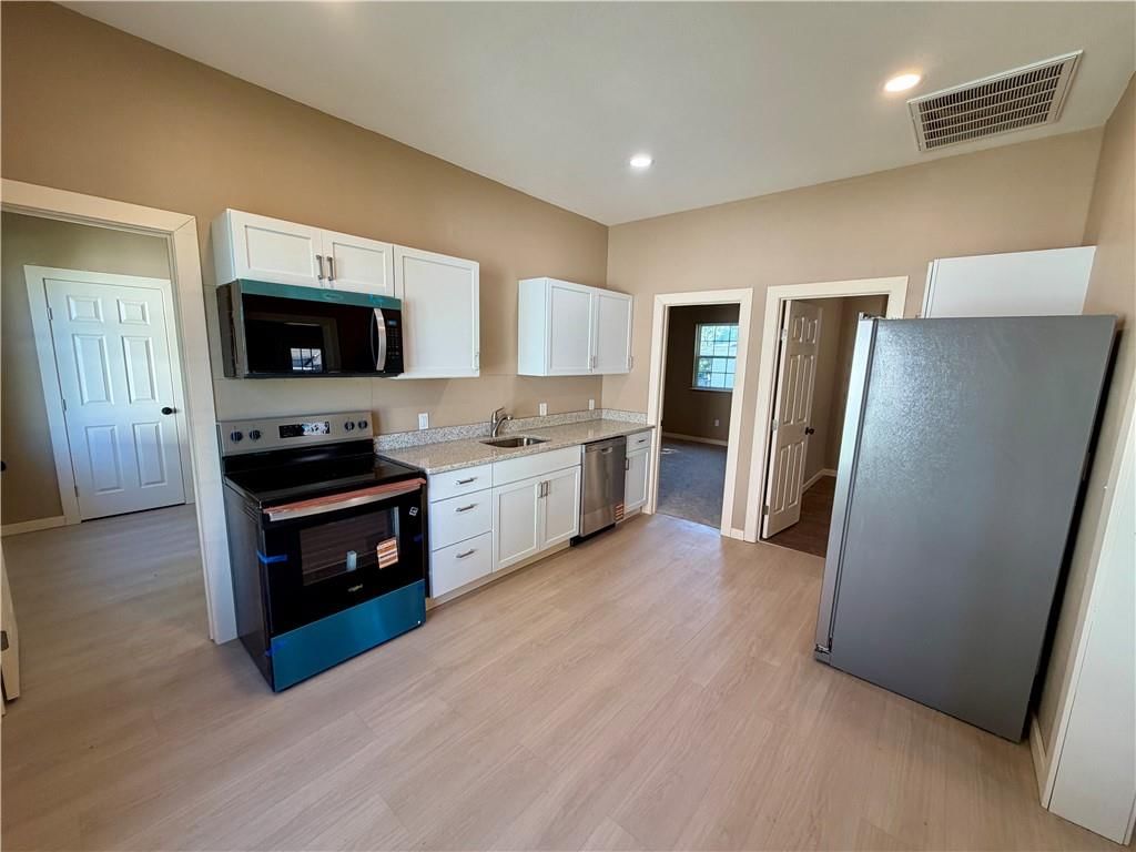 524 Parker Avenue — photo 3