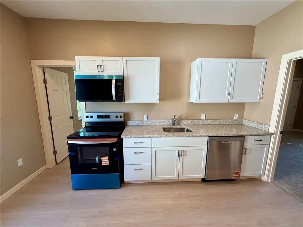 524 Parker Avenue — photo 4