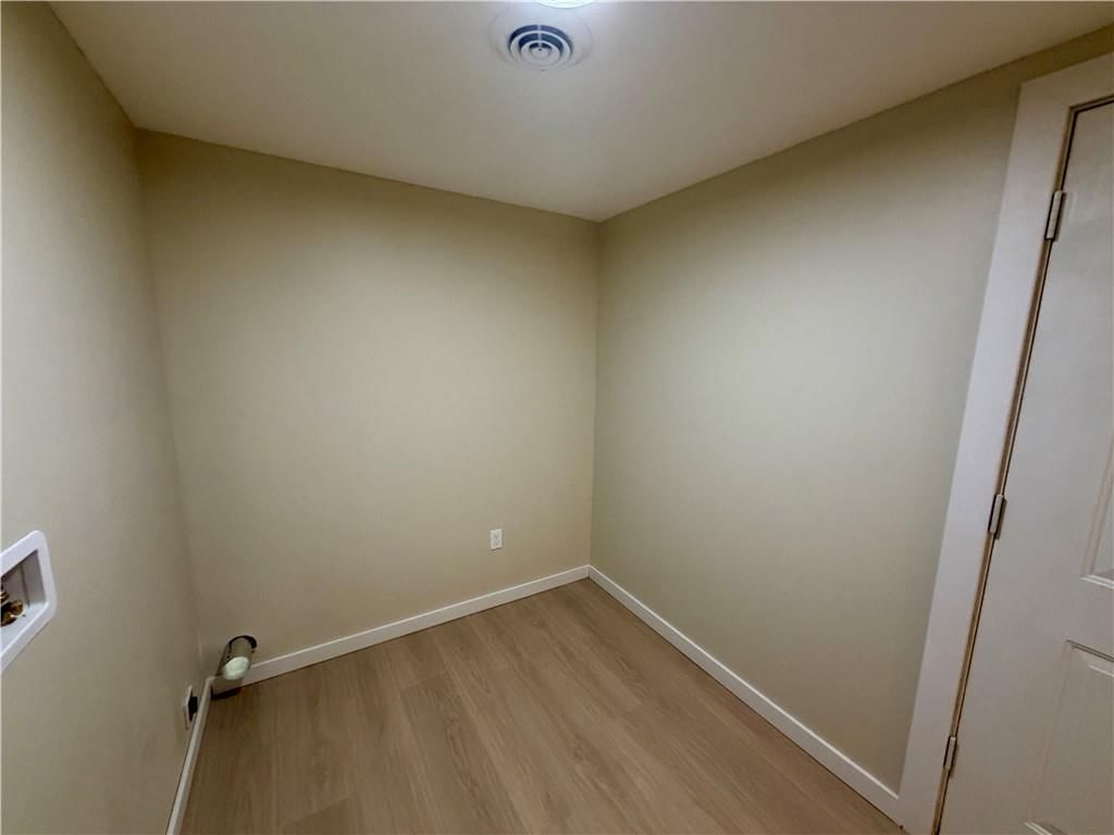524 Parker Avenue — photo 12