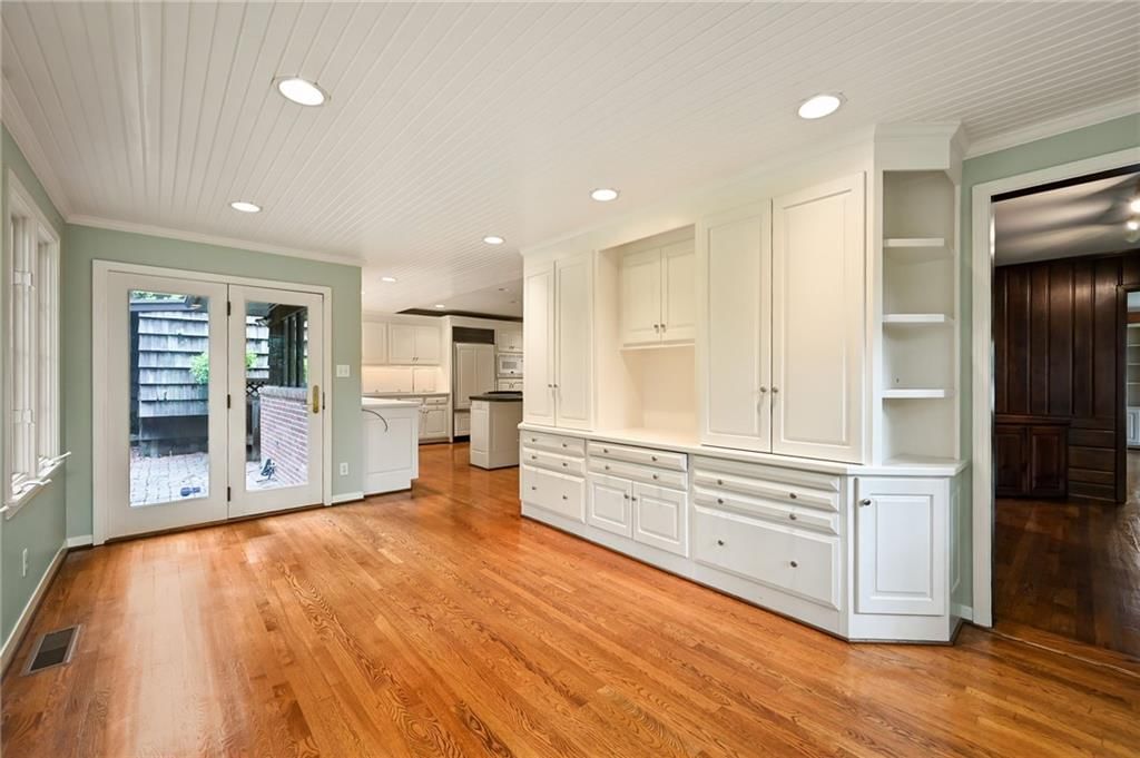 6000 Reinhardt Drive — photo 11