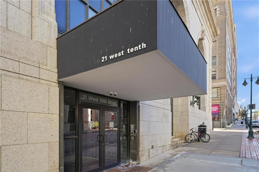 21 W 10TH Street — photo 14