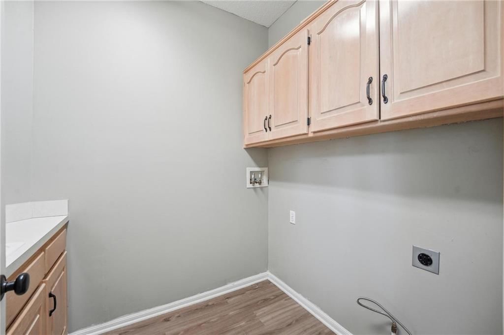 7816 W 147th Terrace — photo 23
