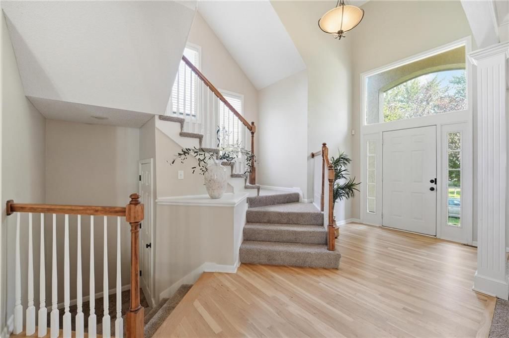 7816 W 147th Terrace — photo 26
