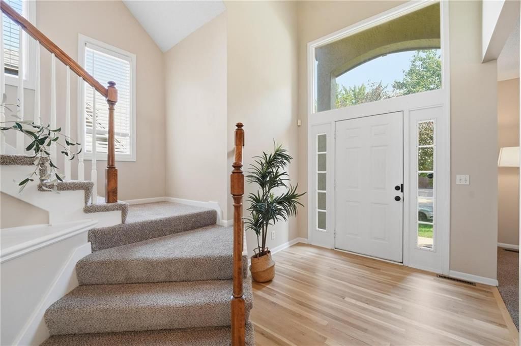 7816 W 147th Terrace — photo 27