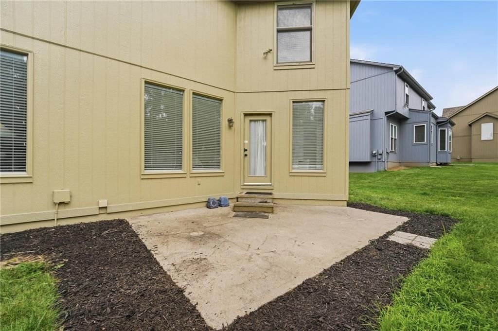 7816 W 147th Terrace — photo 60