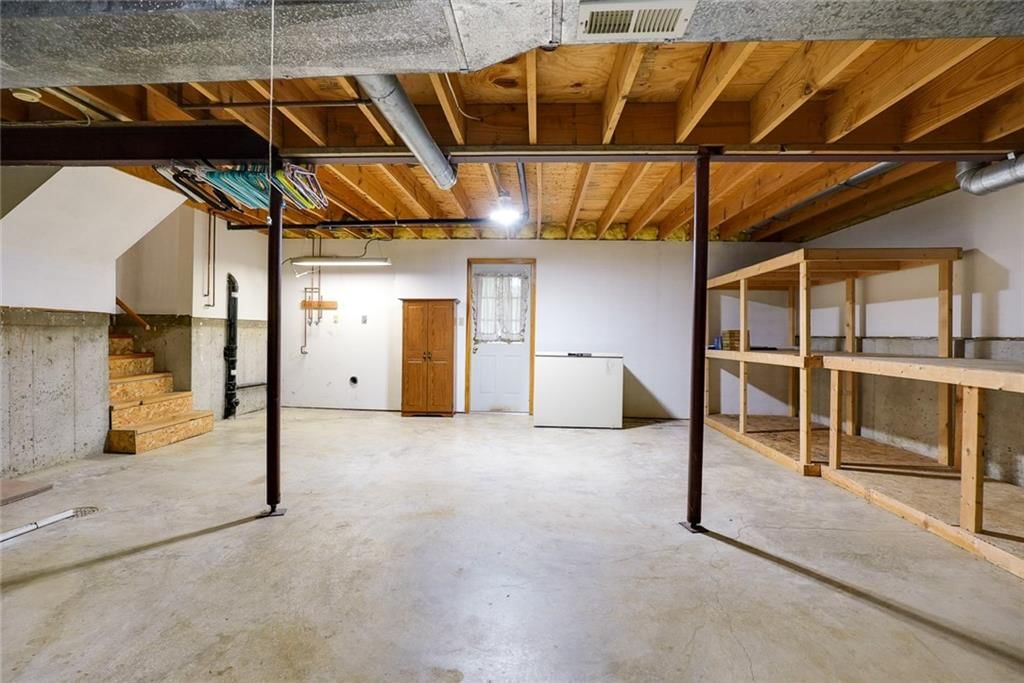 1211 N Davis Road — photo 15