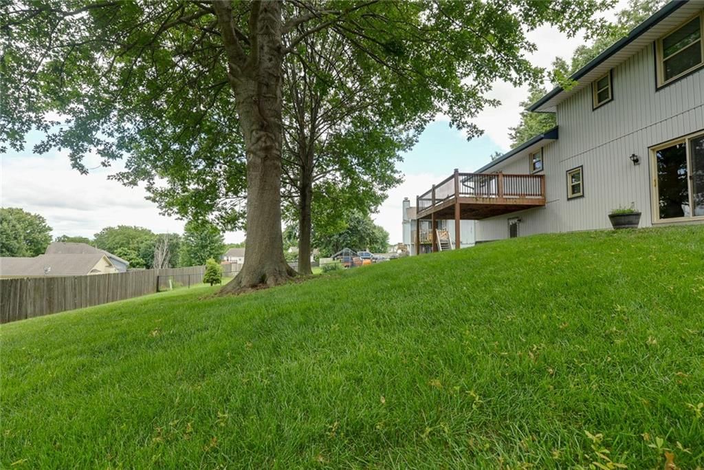 1211 N Davis Road — photo 31