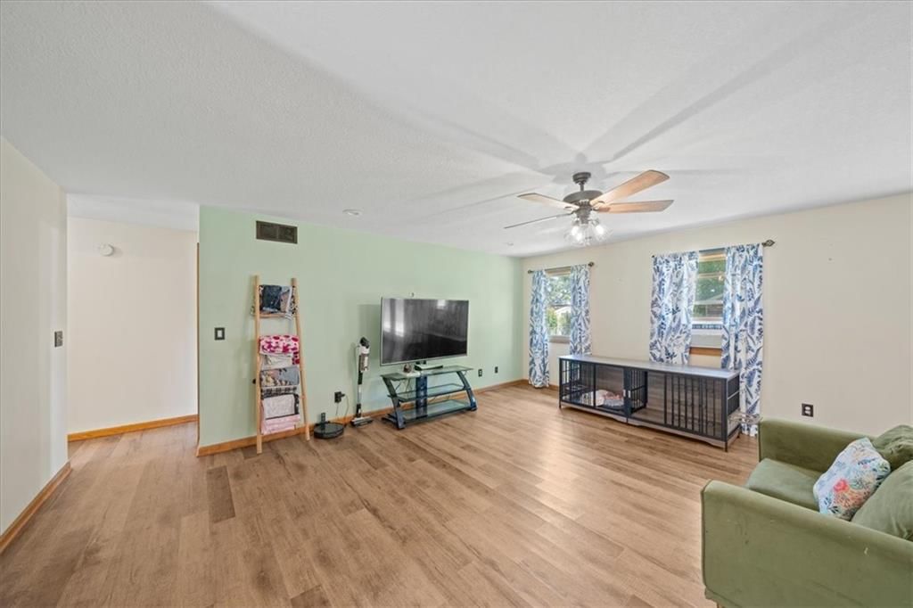 1181 S Delaware Street — photo 5