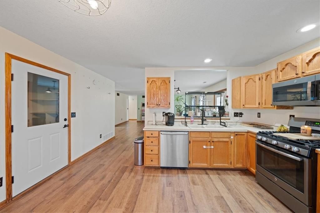 1181 S Delaware Street — photo 12