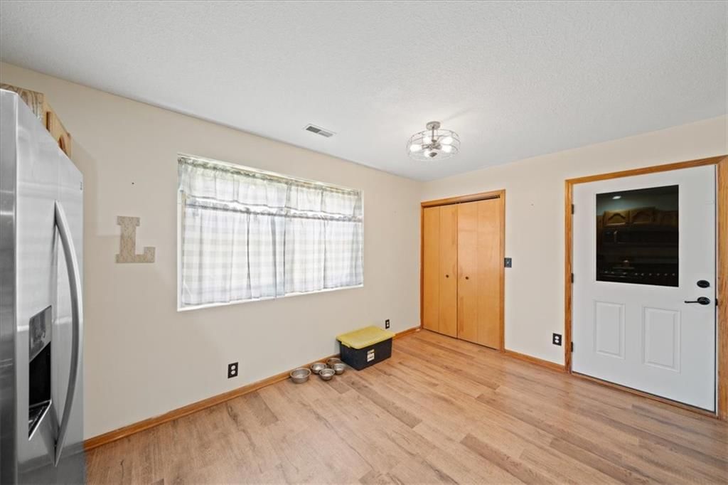 1181 S Delaware Street — photo 14