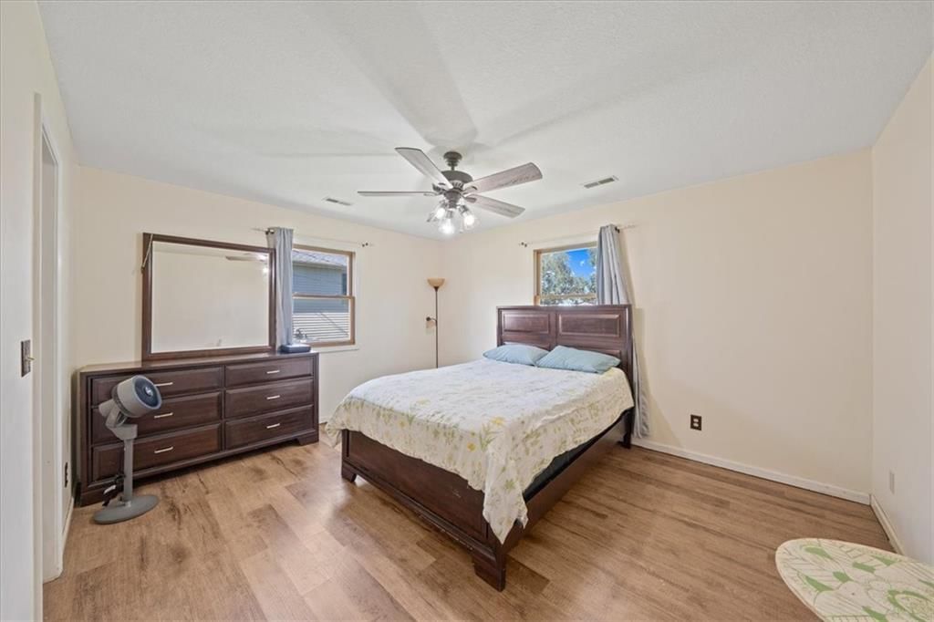 1181 S Delaware Street — photo 15