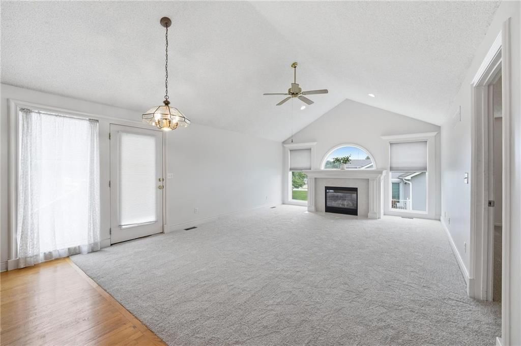 Photo 19 of 58 - 7904 N Cherry Street, Kansas City, MO 64118