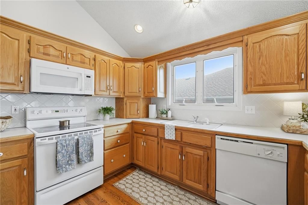 Photo 25 of 58 - 7904 N Cherry Street, Kansas City, MO 64118
