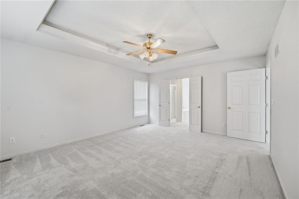 Photo 30 of 58 - 7904 N Cherry Street, Kansas City, MO 64118