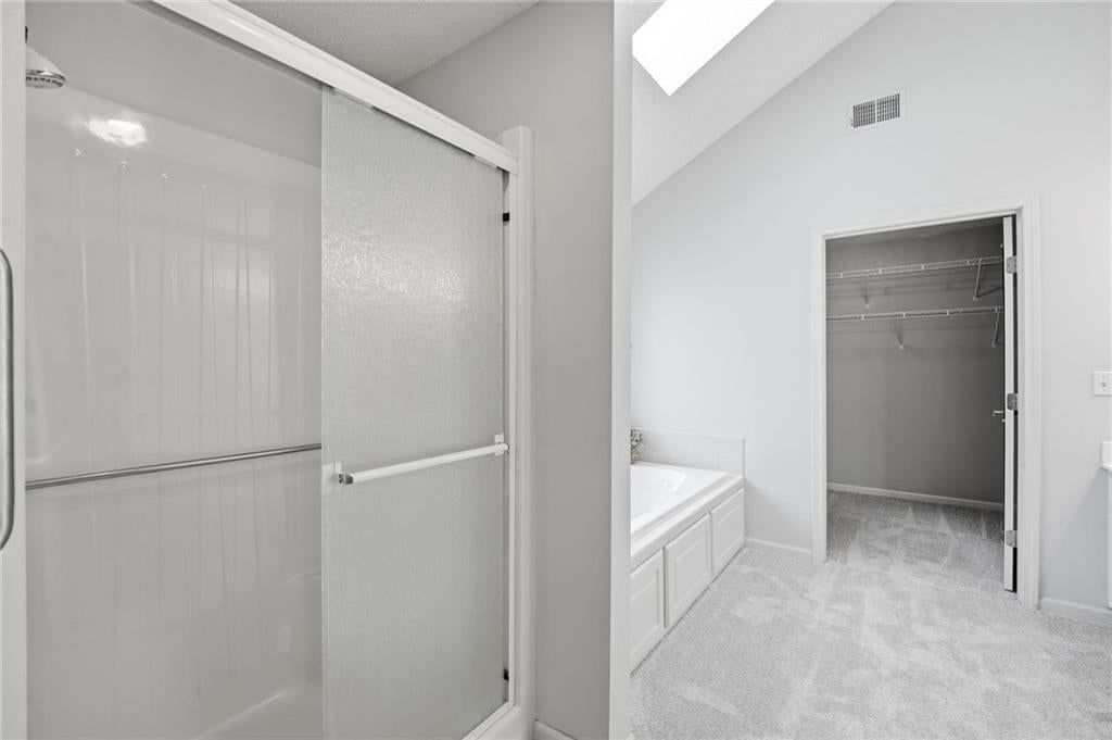 Photo 32 of 58 - 7904 N Cherry Street, Kansas City, MO 64118
