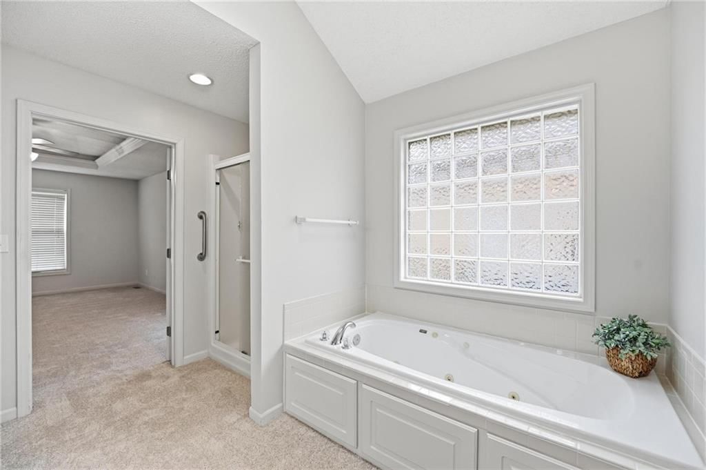 Photo 35 of 58 - 7904 N Cherry Street, Kansas City, MO 64118