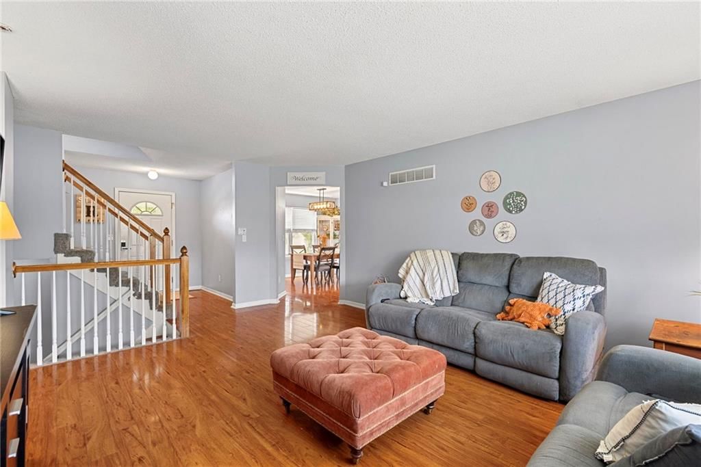 920 PUMPKIN RIDGE Street — photo 11