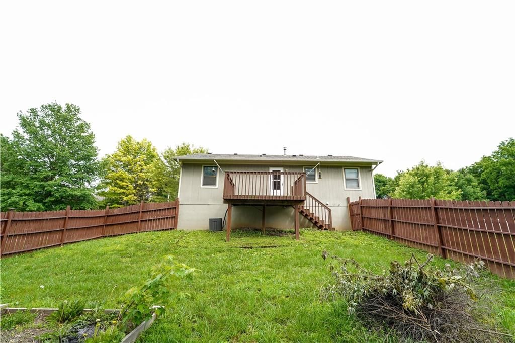 211 SE 51 Road — photo 22