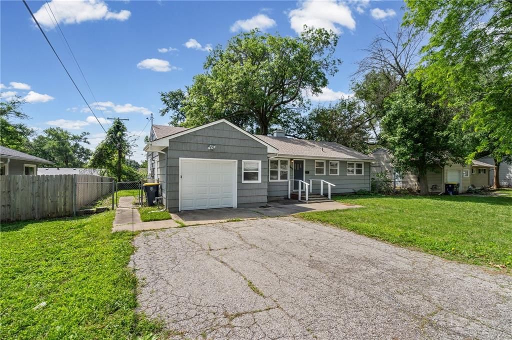 7409 E 109th Street — photo 3