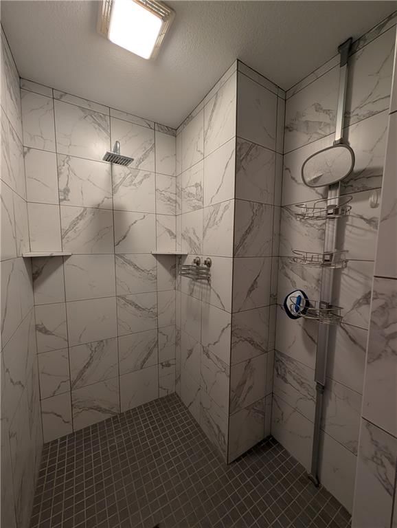 1204 Rich Boulevard — photo 23