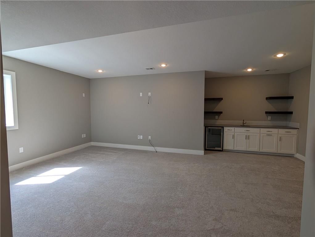 1204 Rich Boulevard — photo 28