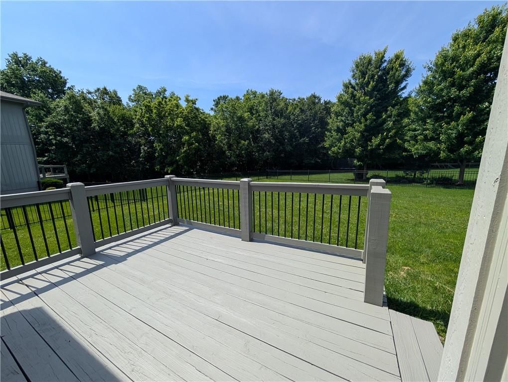 1204 Rich Boulevard — photo 35