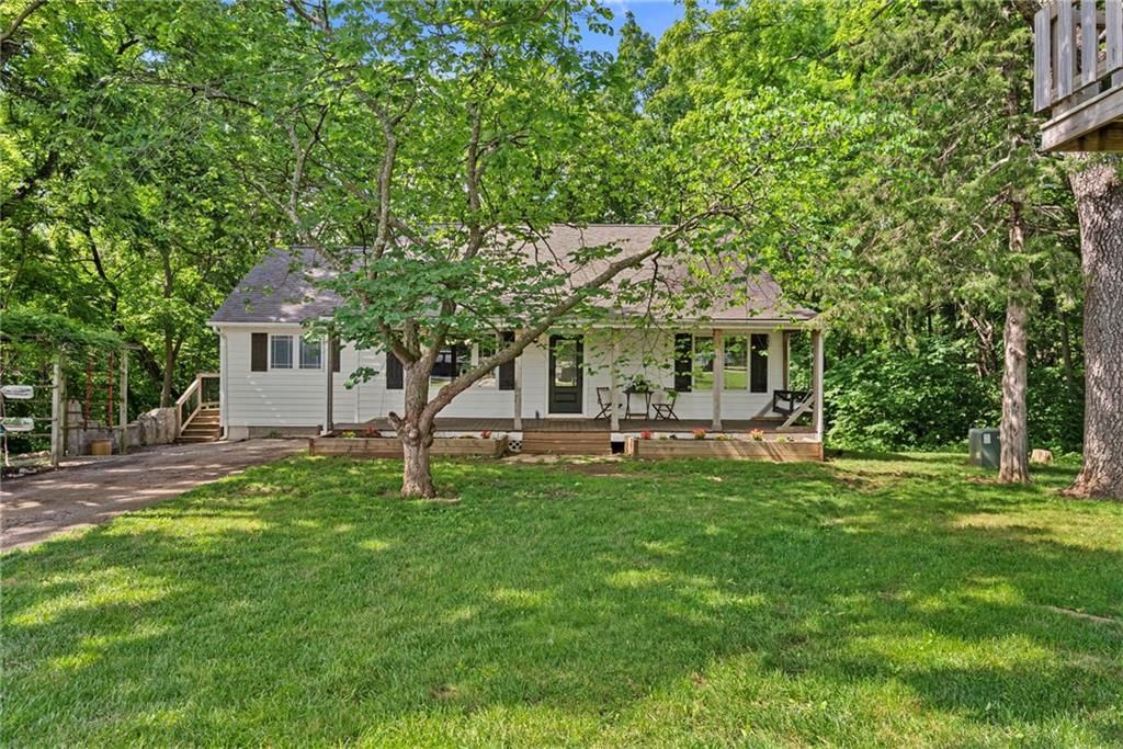 27800 Wonka Drive — photo 4