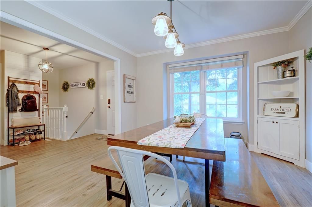 2420 SW Rome Court — photo 6