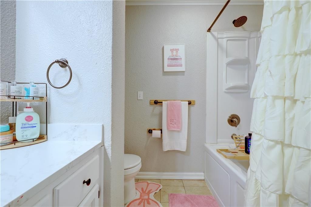 2420 SW Rome Court — photo 18