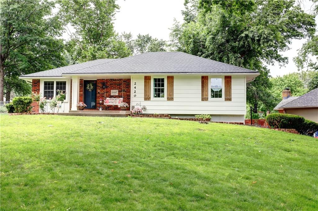 2420 SW Rome Court — photo 39