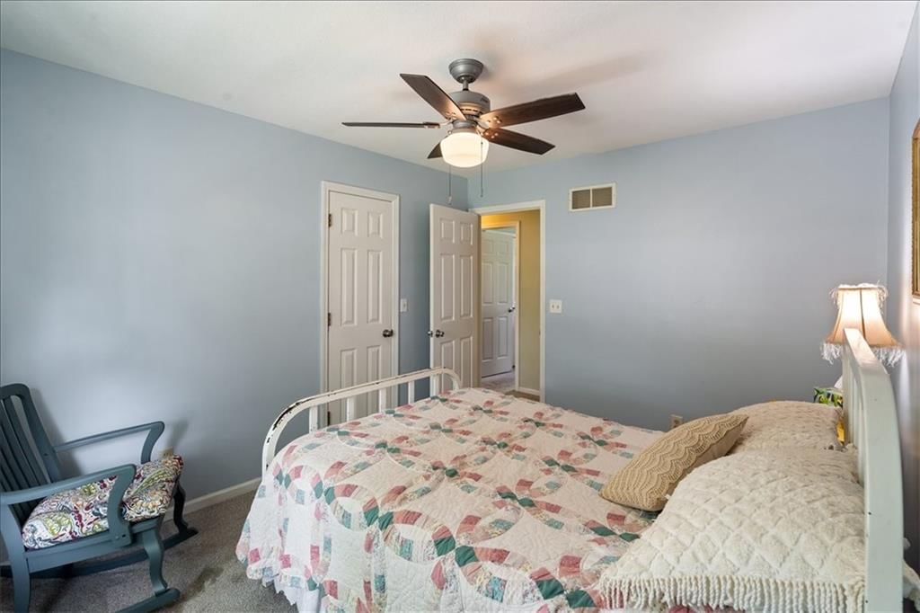 724 NE Hunters Ridge N/A — photo 15
