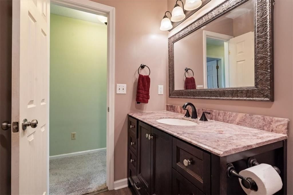 724 NE Hunters Ridge N/A — photo 22