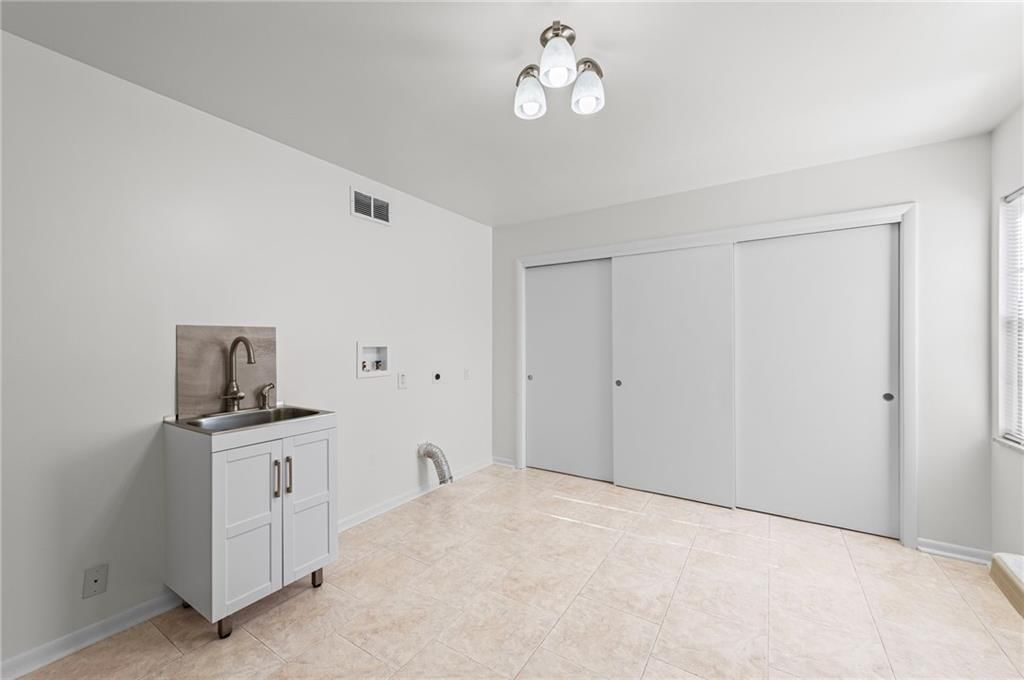 2319 Fayette Street — photo 18