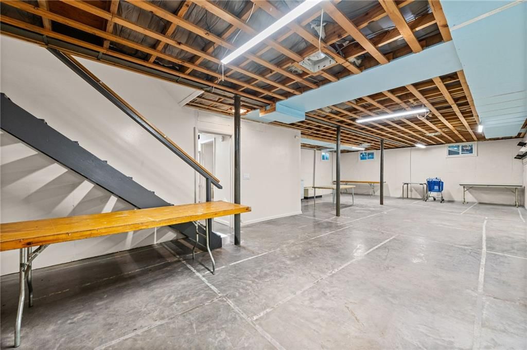2319 Fayette Street — photo 31