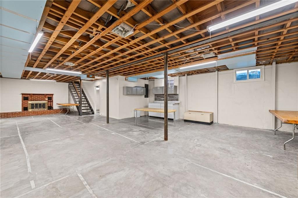 2319 Fayette Street — photo 32