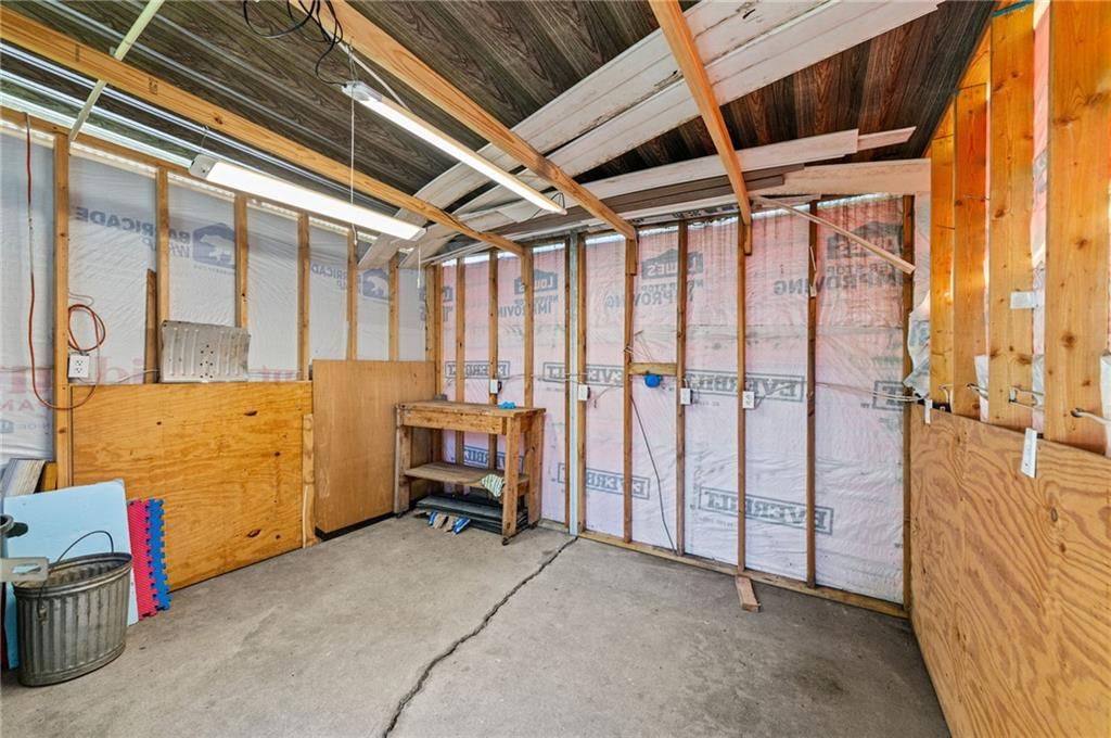 2319 Fayette Street — photo 58